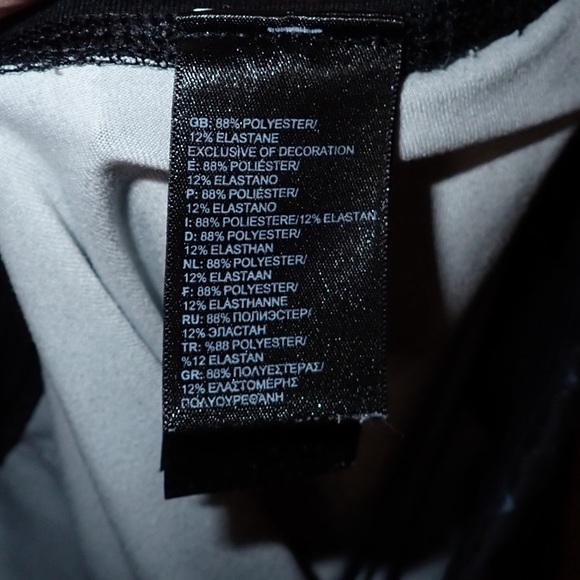 The North Face Women’s Black and Gray Diamond Print Flashdry Leggings size L - Picture 9 of 12